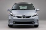Toyota Prius V 2011 года
